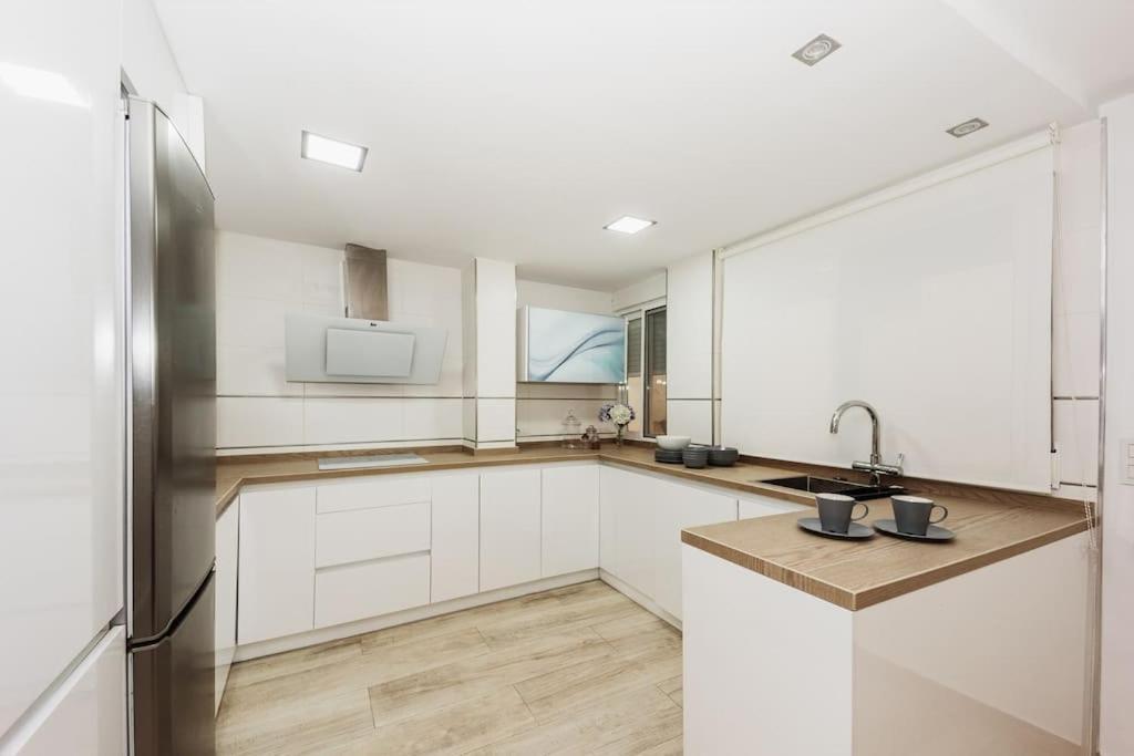 Modern First Line Apartment Almunecar Luaran gambar