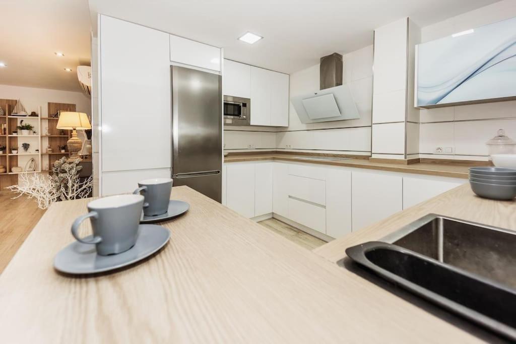 Modern First Line Apartment Almunecar Luaran gambar